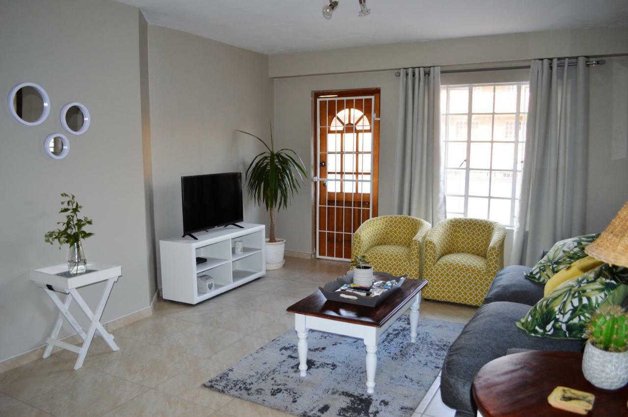 Town View Apartment Питърмарицбург Екстериор снимка