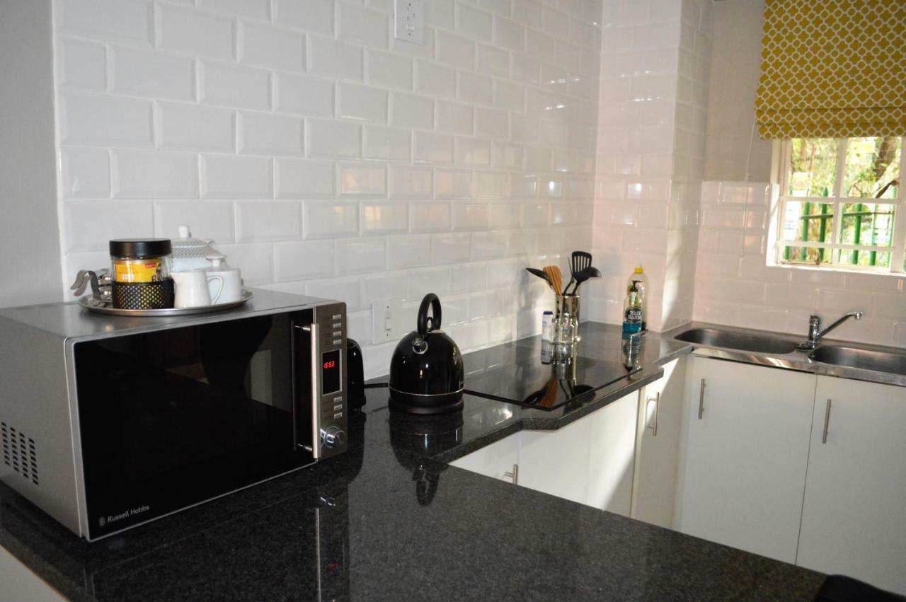 Town View Apartment Питърмарицбург Екстериор снимка